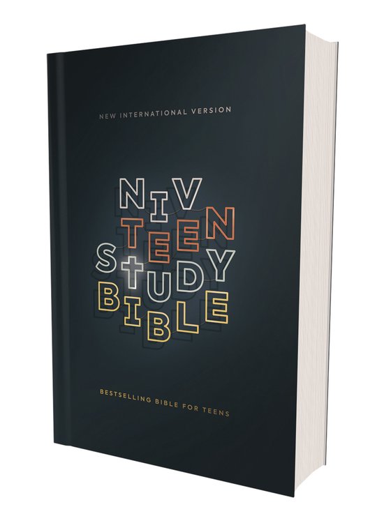 Donkerblauwe kaft van de NIV Teen Study Bible met de tekst 'NIV TEEN STUDY BIBLE' in kleurrijke letters.