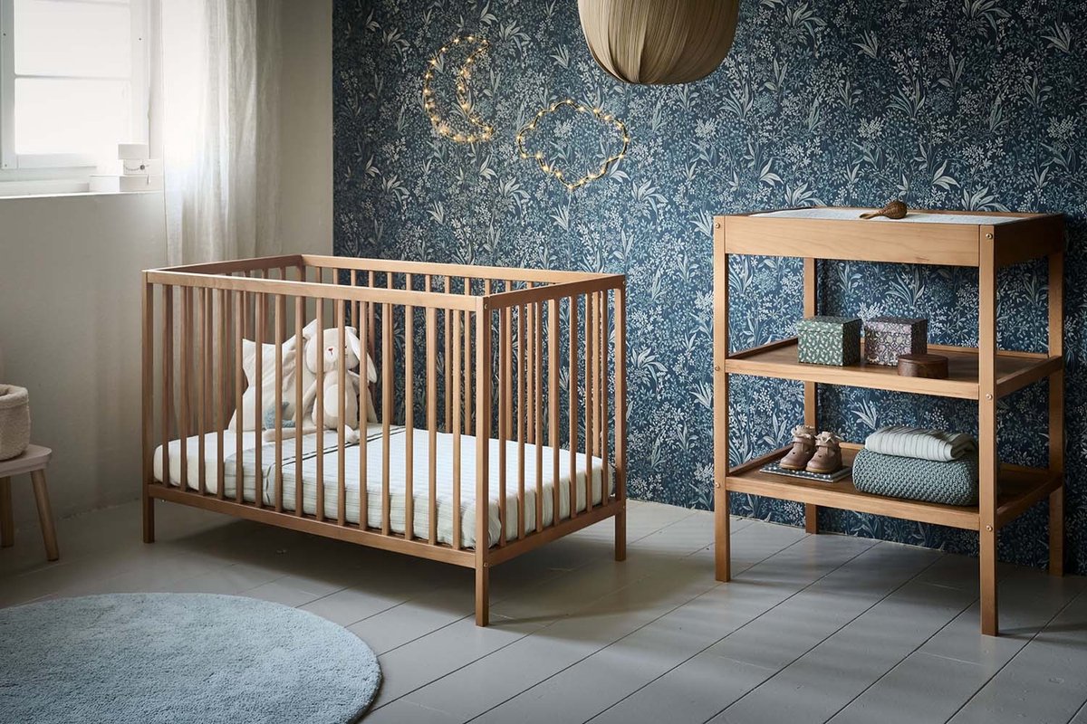 Petite Amélie ® Ledikant - 60 x 120 cm - Lattenbodem instelbaar in 3 hoogtes - Geschikt tot ongeveer 2 jaar - Stevig Bed dankzij Massief Hout & Sterk Plaatmateriaal - Walnoot – foto 5