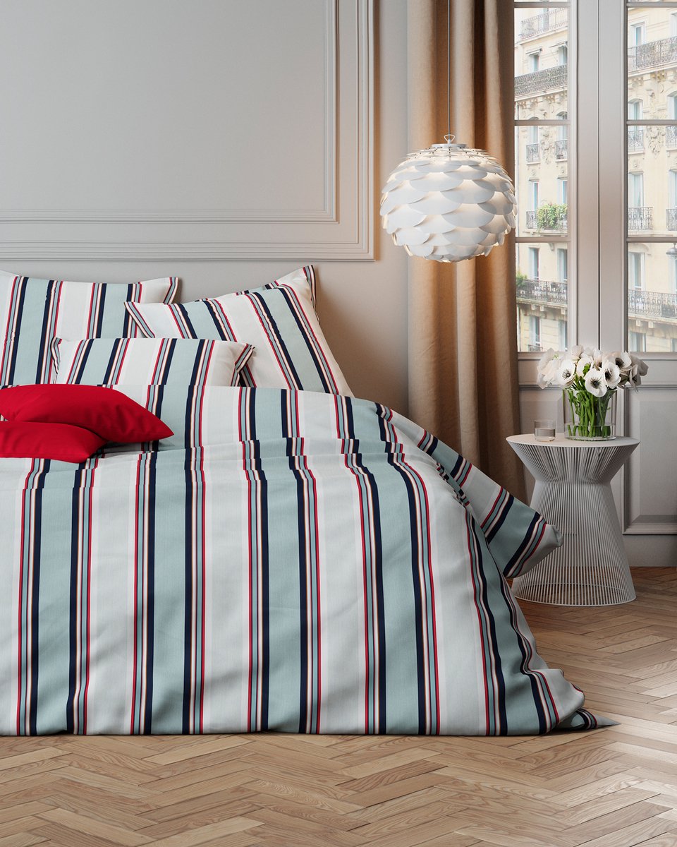 Mistral Home - DEKBEDOVERTREK - katoensatijn - 260 x 240 cm + 2x 65 x 65 cm - extra breed - strepen - wit