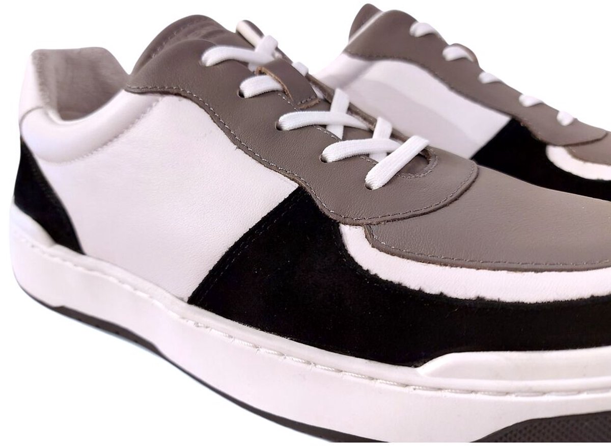 Adventure Sneaker New York Black