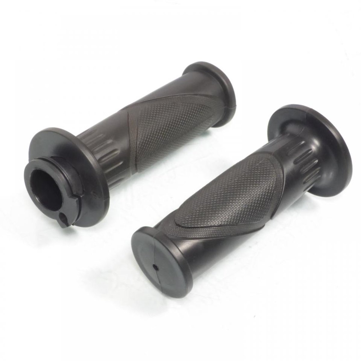 Paire poignée avec tube de gaz pour scooter scooter Taotao 50 XC50 XC50-050400001 / XC50-050301000 Neuf