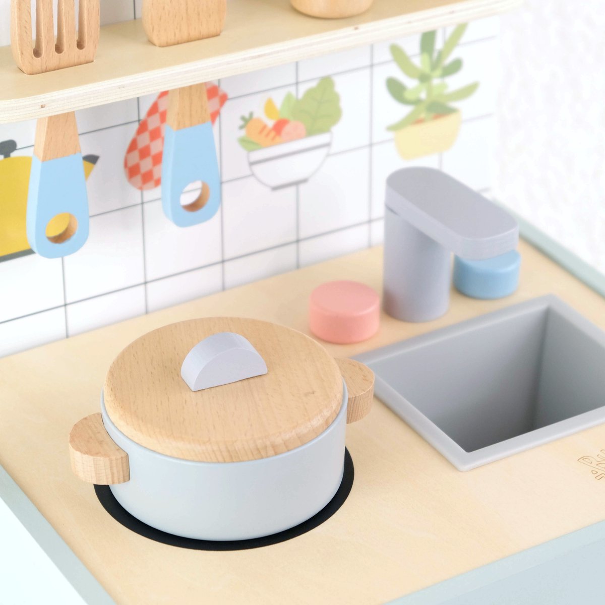 BusyKids - Kinderkeuken – Modderkeuken - Buitenkeuken Kind – Houten Speelkeuken met Accessoires – Compact & Draagbaar – Small — afbeelding 5