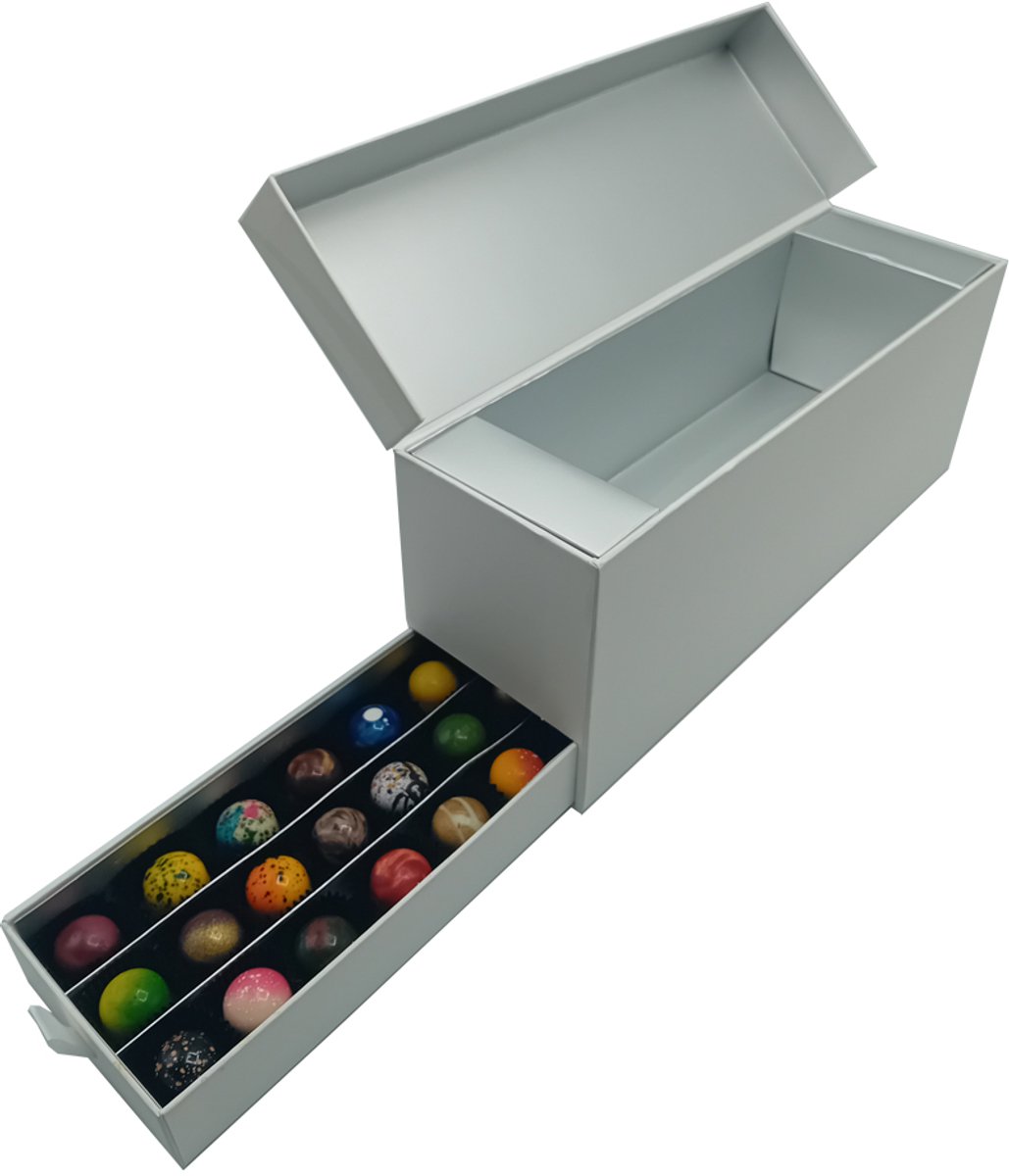 Ladebox wit leeg: cadeaubox met luxe chocolade praline (zelf te vullen met je eigen drank)-De naam artikel: (_glutenvrij_chocolade_Pralines_Bonbons_cadeau_chocoladegeschenk_relatiegeschenk_kerstcadeau_chocolade truffels_truffels_kerstchocolade_wijn.