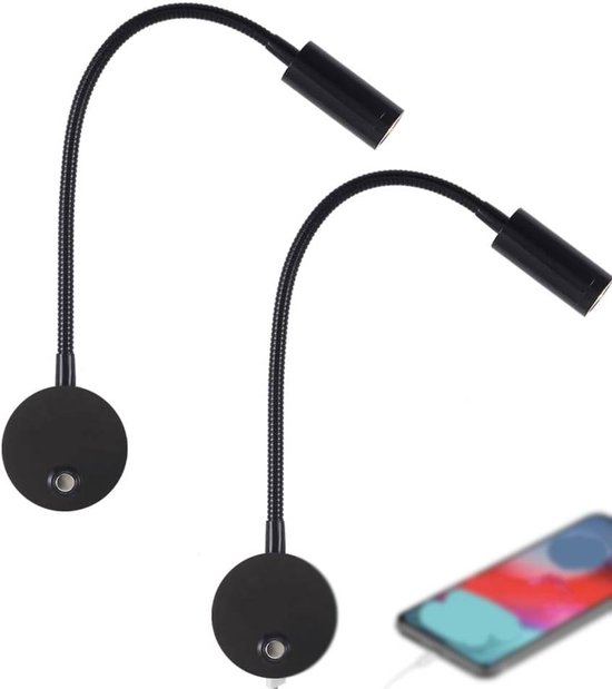 Twee zwarte, flexibele LED leeslampjes naast een smartphone met oplaadkabel.