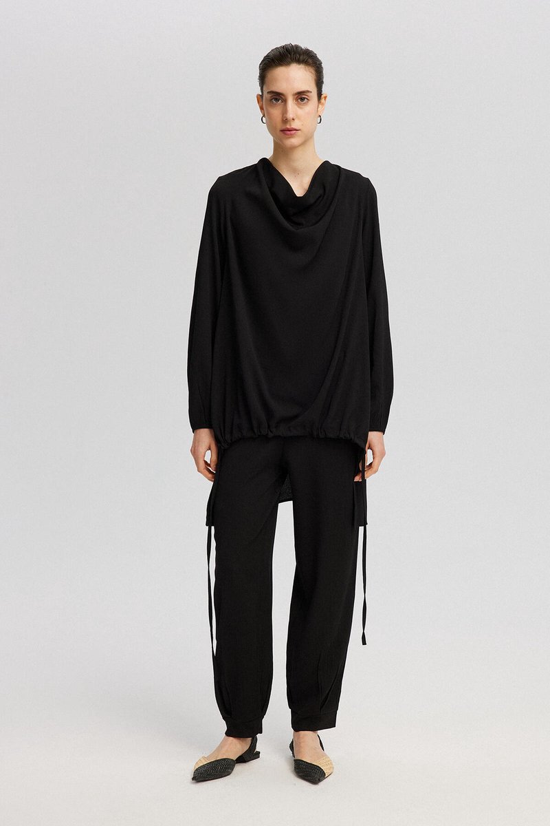 Touché Privé - Relaxed fit set met textuur - Zwart - Dames