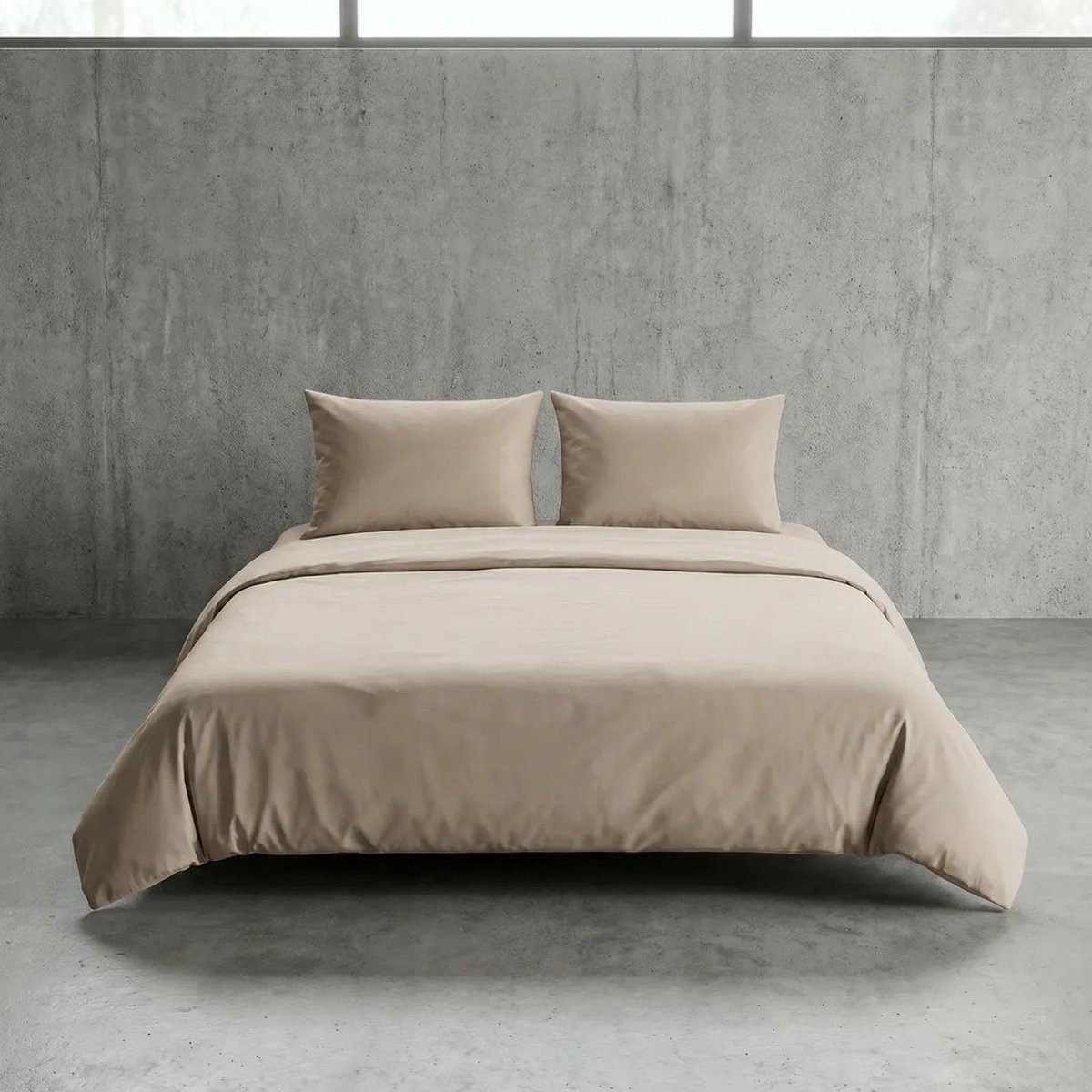 Taupe 100% Katoensatijn Dekbedovertrekset 240x220 - Zijdezacht en ademend katoensatijn & Inclusief 60 x 70 cm kussenslo(o)p(en)