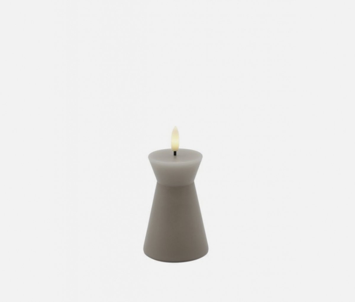 Sirius Sille Geometric Nordic LED Kaars – Stompkaars Geometrisch Ø6.5 x 10cm – Warm Gray/Beige/Grijs Warm Gray - Geometrisch Klein