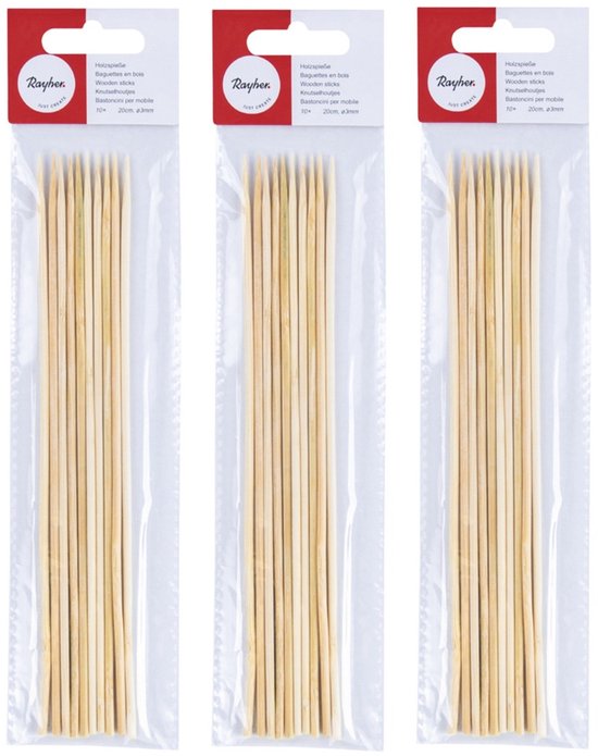 Drie verpakkingen met houten prikkers, elk met ongeveer 20 stuks, op een witte achtergrond.