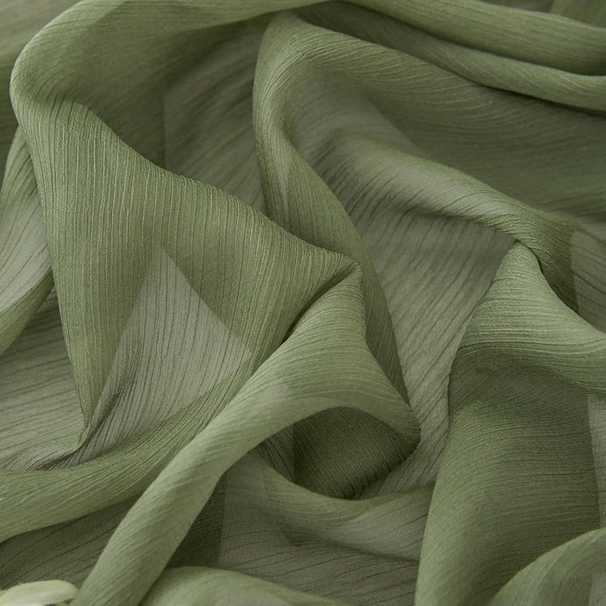 Lange TafelLoper Saliegroen Chiffon 4 Meter - Rustieke Decoratie voor Bruiloft & Feest