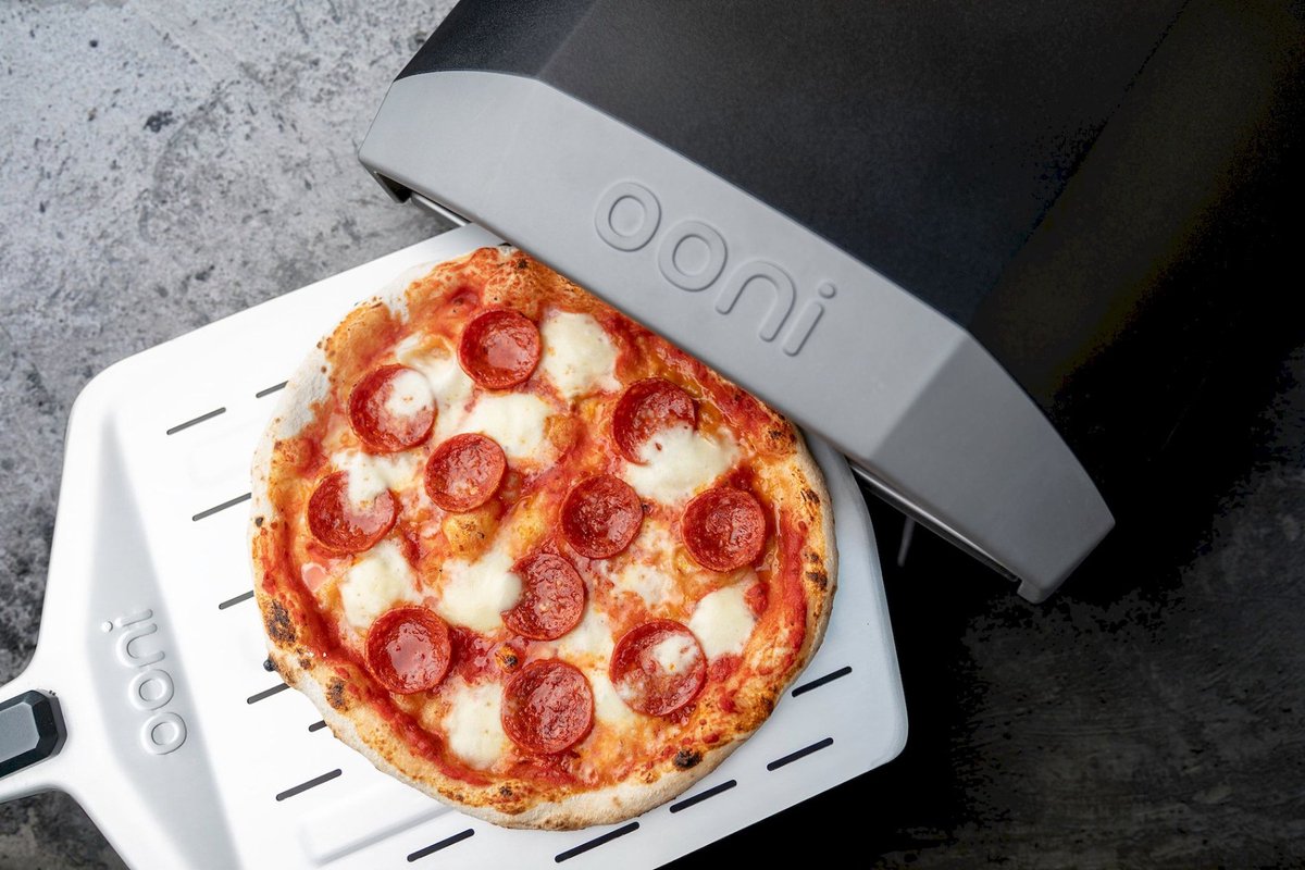 Ooni Perforated Pizza Peel - 35 cm