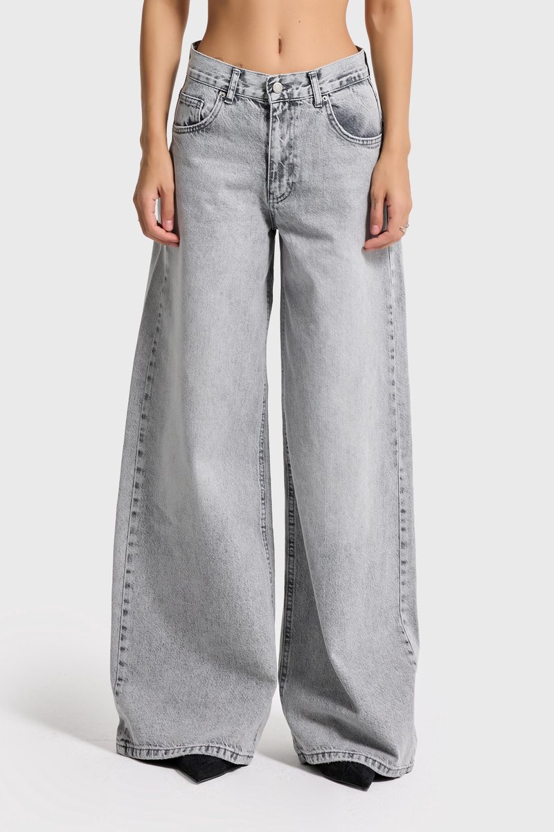 It's Basic - ELENA PALAZZO MID RISE JEANS - LIGHT GRAY