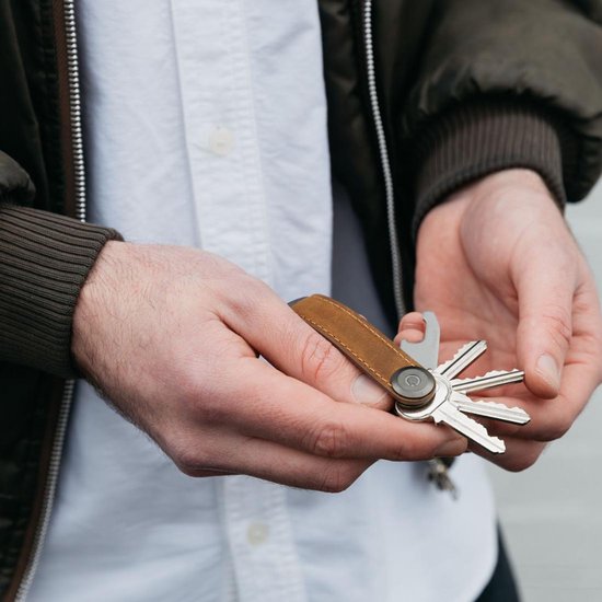 Porte-clés en cuir Orbitkey 2.0 Crazy Horse Chestnut Brown
