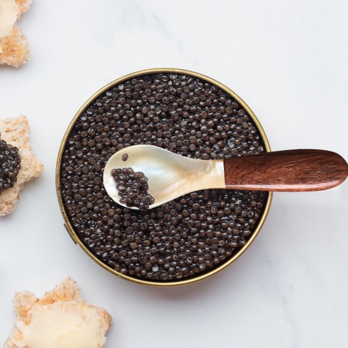 Luxe parelmoeren lepel voor kaviaar, dessert en fijnproevers