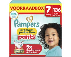 Pampers Premium Protection Pants Maat 7 - 136 Luierbroekjes - 15kg+ - Voorraadbox