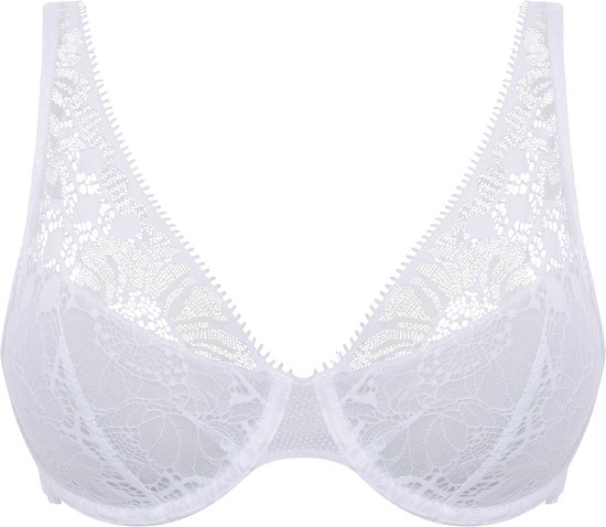 Soutien-gorge blanc en dentelle avec un motif floral détaillé et un décolleté en V.