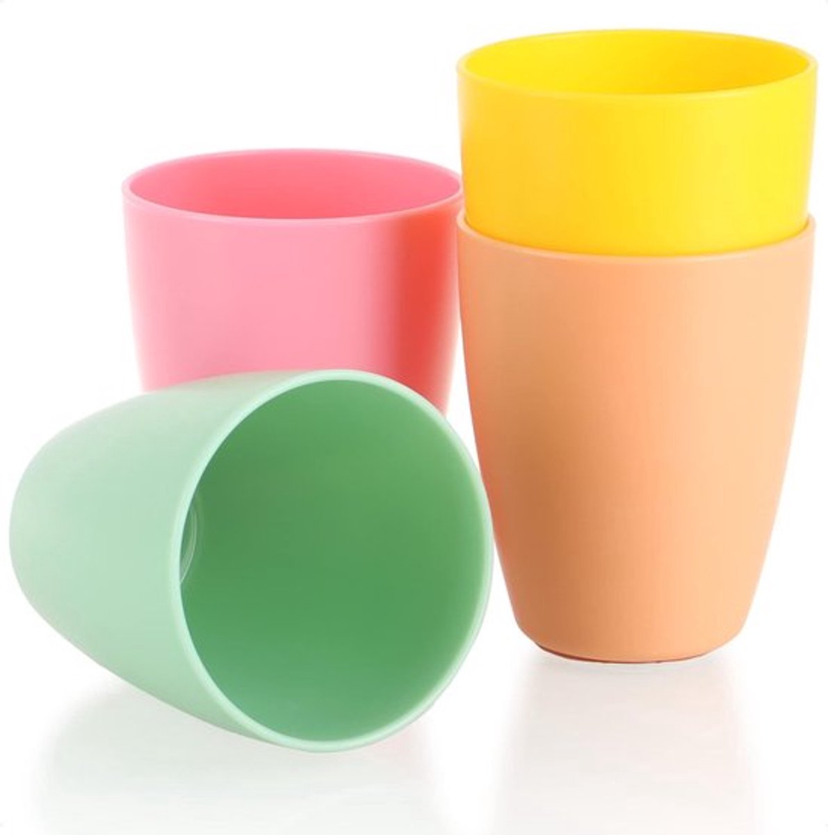 Candala 8x drinkbekers van kunststof - kleurrijke herbruikbare bekers