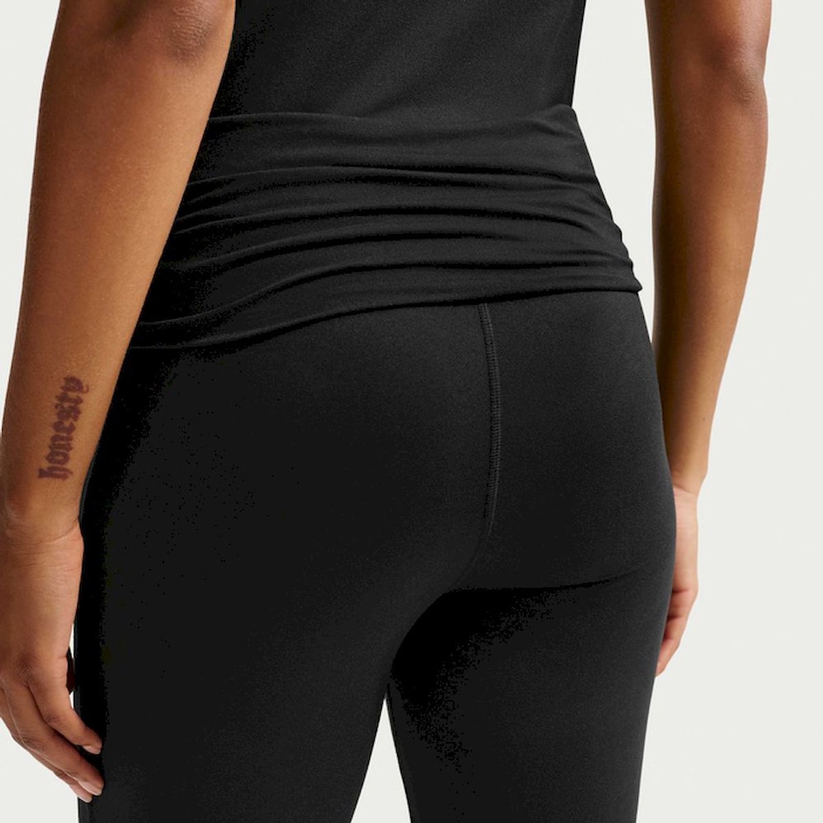 NIKE women’ flared pants Sport pantalon dames Zwart