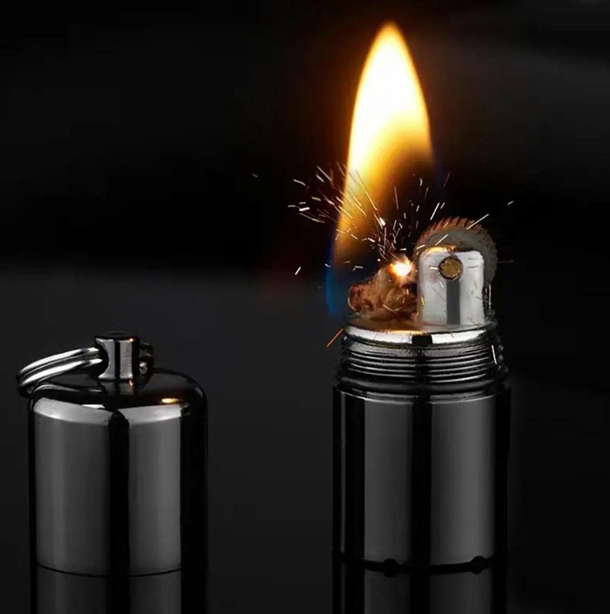 Aptel - Benzine Aansteker Mini - Survival Sleutelhanger - Metaal