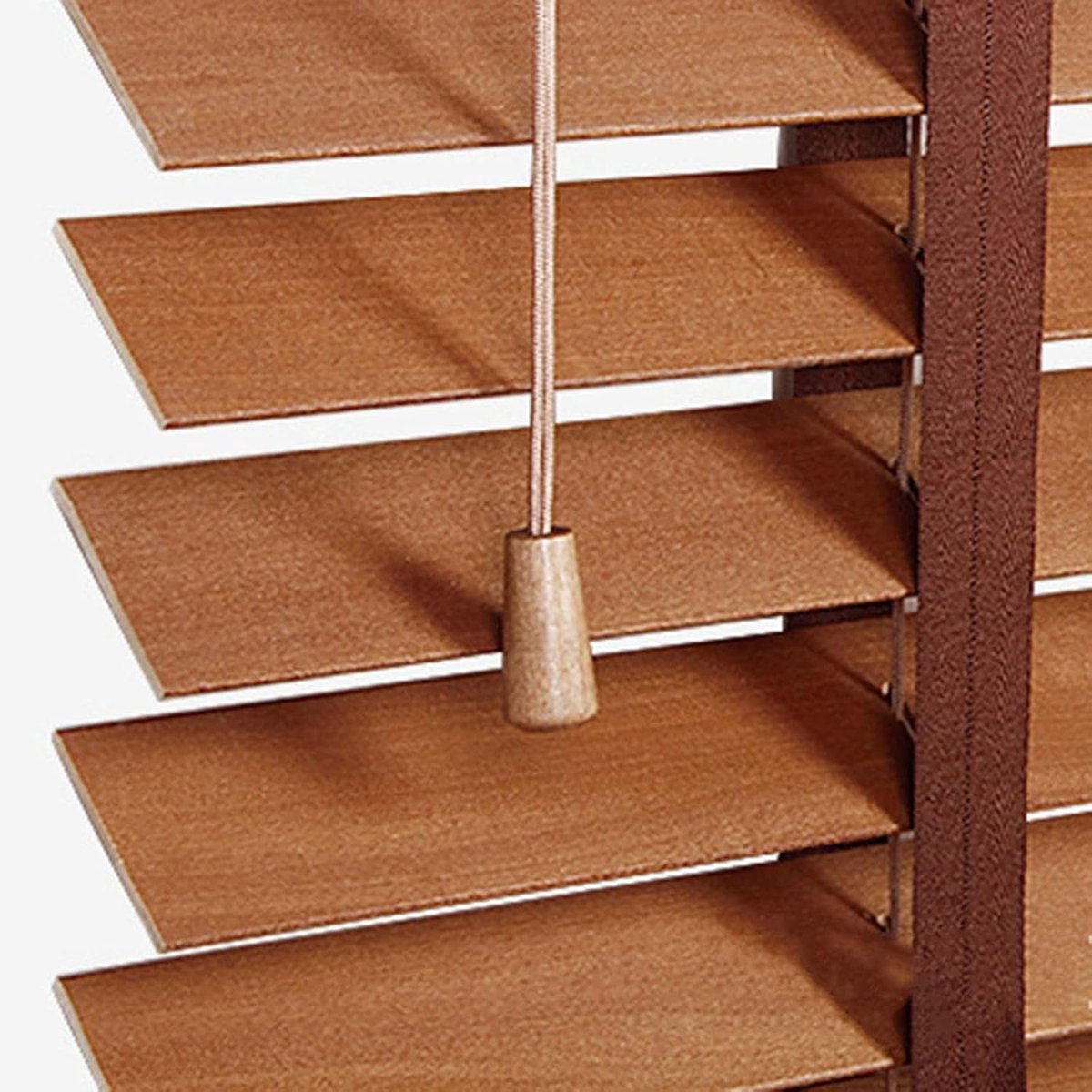 Houten Jaloezieën - Raambekleding - Privacy Creëren - Natuurlijk Tunghout - 50mm Lamellen