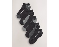 Next Verpakking van 5 paar sportsokken met gedempt voetbed