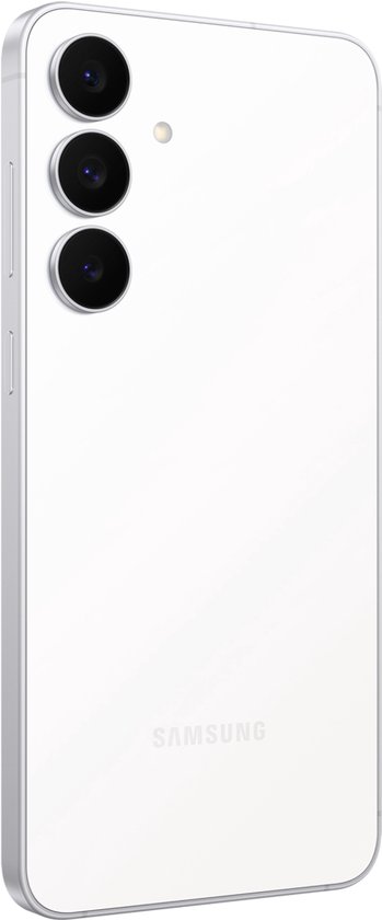 Witte smartphone, gezien vanaf de achterkant en zijkant, met drie camera's en het Samsung-logo.
