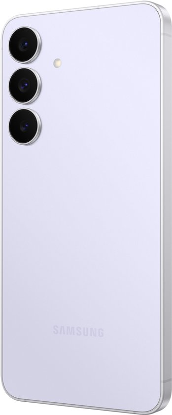 IJsblauwe Samsung smartphone, zijkant met drie camera's. Zijkant met volume- en aan/uit-knoppen.