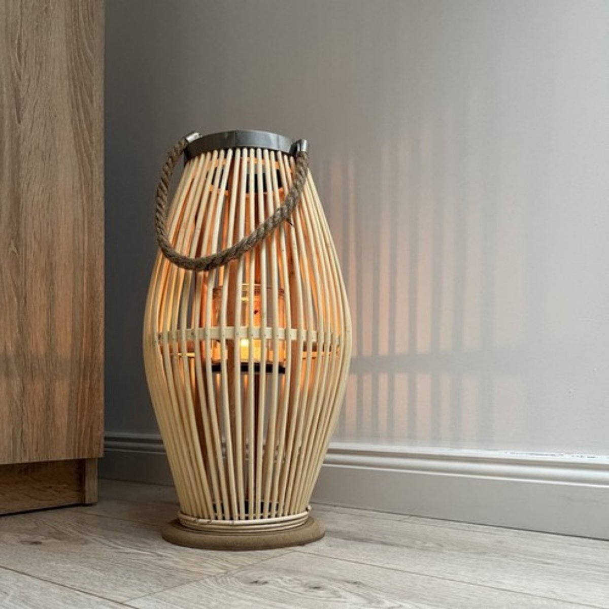 Gardlov bamboe rotan lantaarn groot - Sfeervolle 40 cm lantaarn voor binnen en buiten — cadeau in Wonen & Interieur - foto 3