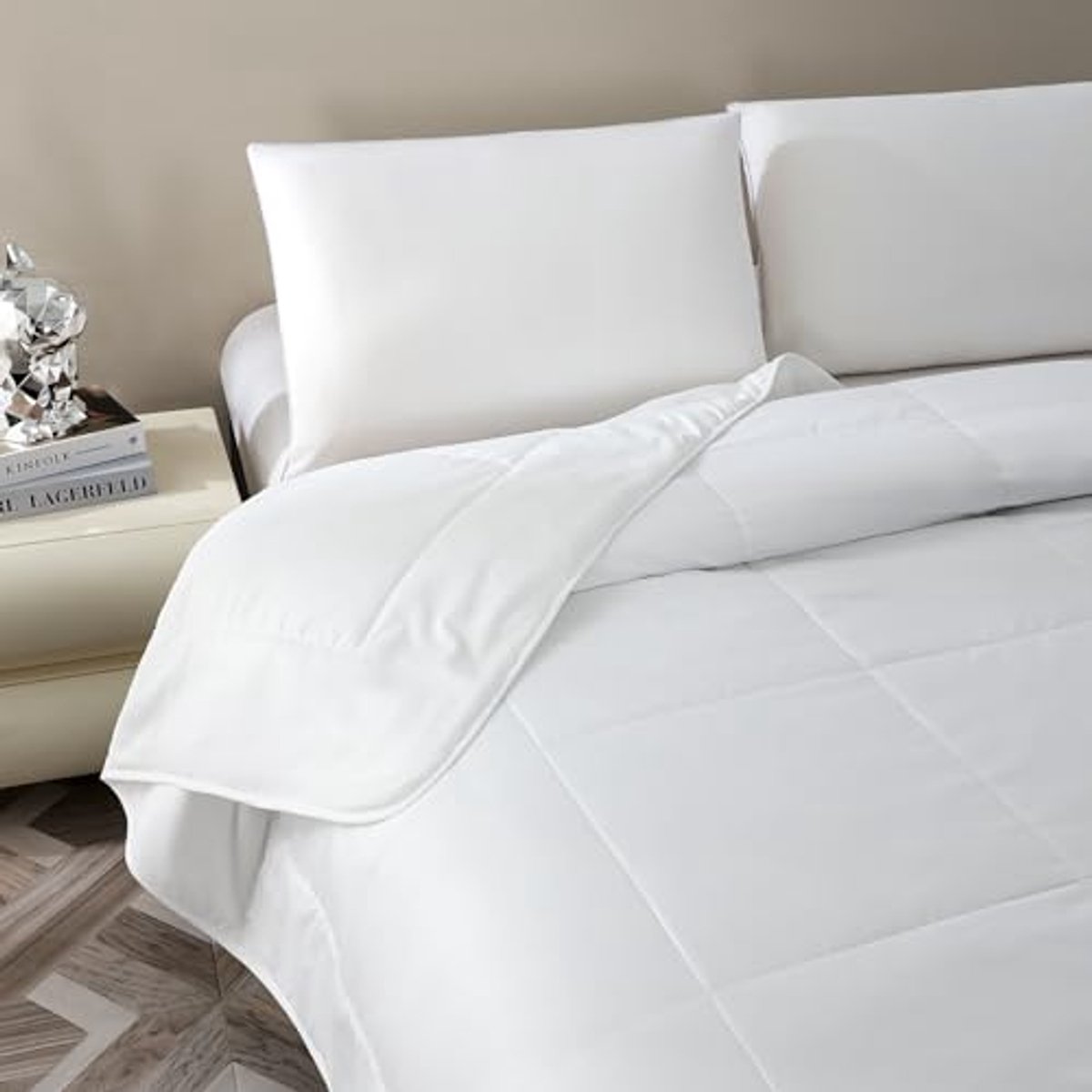 Dekbed 240 x 220 cm, Ademend en Hypoallergeen, Wit, Ideaal voor Voorjaar en Zomer