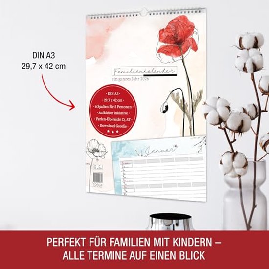 Familie kalender 2026 A3 formaat met rode klaprozen, aquarel achtergrond en ruimte voor notities. Bevat ook stickers.