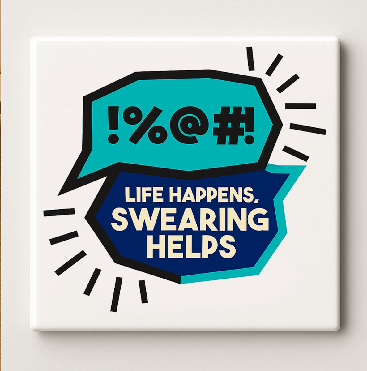 Nevolis Life Happens Swearing Helps Grappige Quote Keramische Tegel 15x15cm – Stoere Humoristische Muurdecoratie – Perfect Cadeau voor Vrienden, Kantoor of Thuis Multi Color