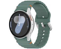 Siliconen wave bandje - geschikt voor Samsung Galaxy Watch 7 (40 & 44mm) / Watch 6 (Classic) / Watch 5 (Pro) / Watch 4 (Classic) / Watch FE - zilveren gespsluiting - groen
