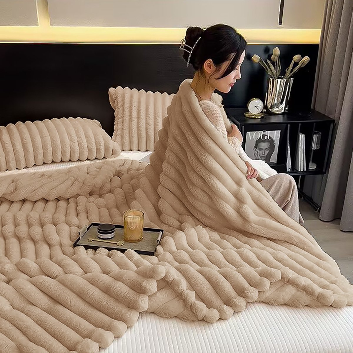 CALIYO Fleece deken 200 x 230 cm - Superzacht - Plaid voor Bank, Bed of Woonkamer Decoratie - Dekens - Plaids - Dekentje - Geribbeld - Camel
