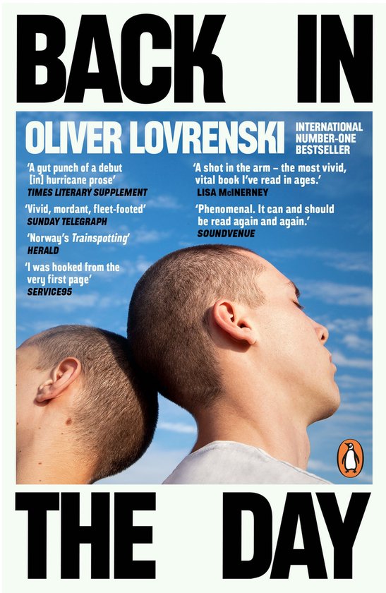 Boek "Back in the Day" van Oliver Lovrenski, met de tekst "BACK IN THE DAY" en citaten van recensenten.
