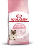 Zak Royal Canin Mother & Babycat voer, 1-4 maanden. Met afbeelding van moederpoes en kitten.