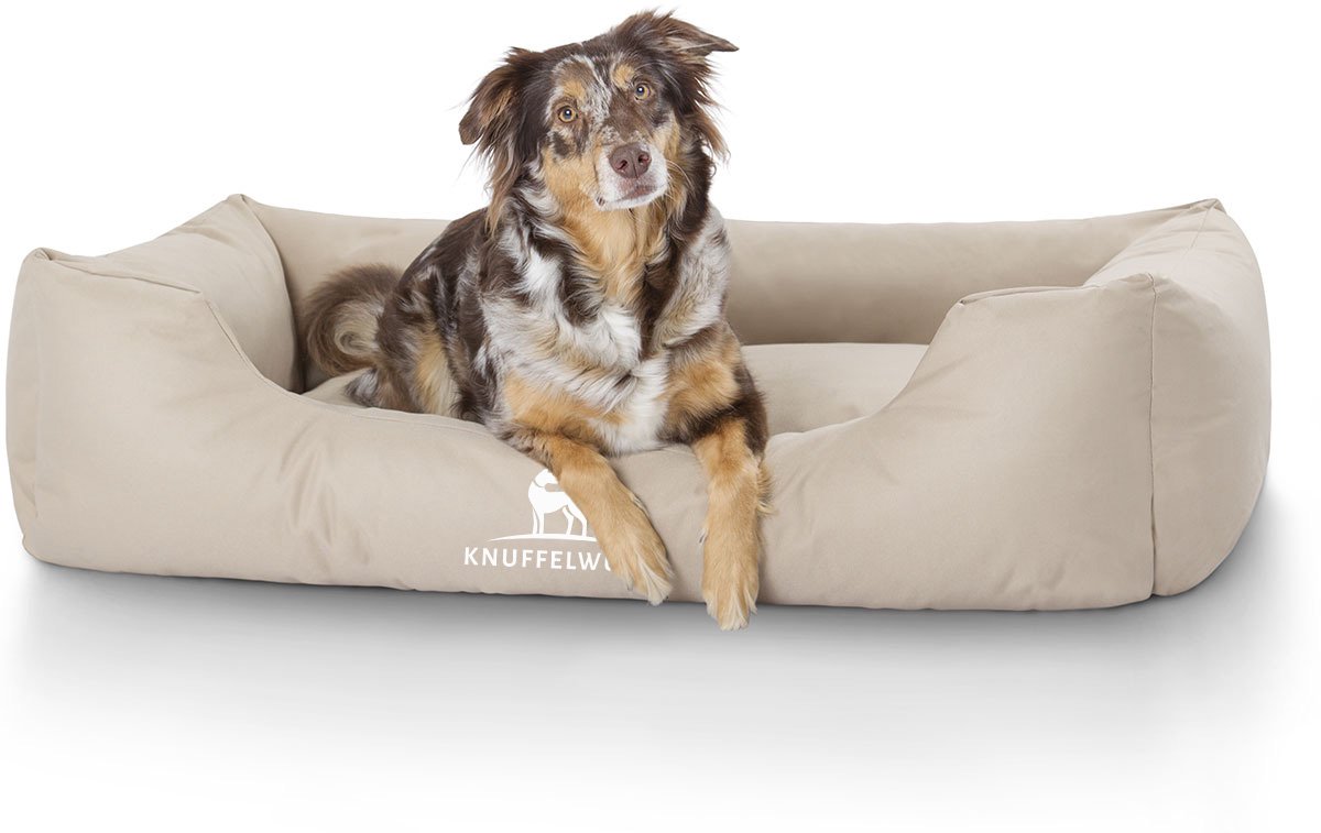Knuffelwuff waterafstotende hondenbed Finlay XXL 120 x 85cm beige