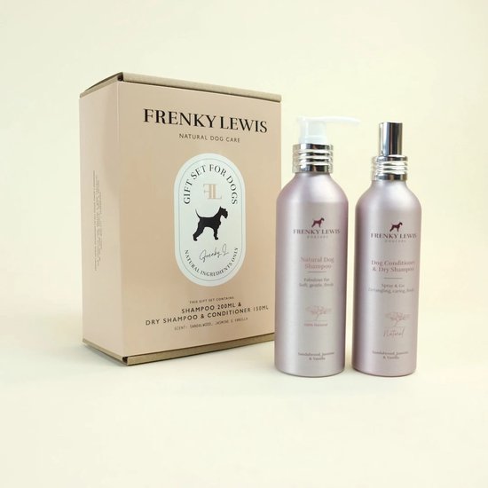 Frenky Lewis cadeauset voor honden met shampoo en conditioner/dry shampoo in roze flessen, met geuren van sandelhout, jasmijn en vanille.
