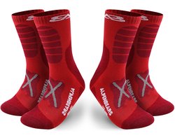 Alpen Bears Merino Wandelsokken – 2 Paar – Professionele Trekkingsokken voor Wandelen – Outdoor Sokken voor Dames, Heren & Kinderen – Warme Merino Wandelsokken – Functionele Sokken – Trekking Sportsokken (Rood, 43-48)