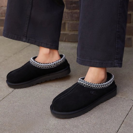 Ugg Tazz Slippers Zwart EU 39