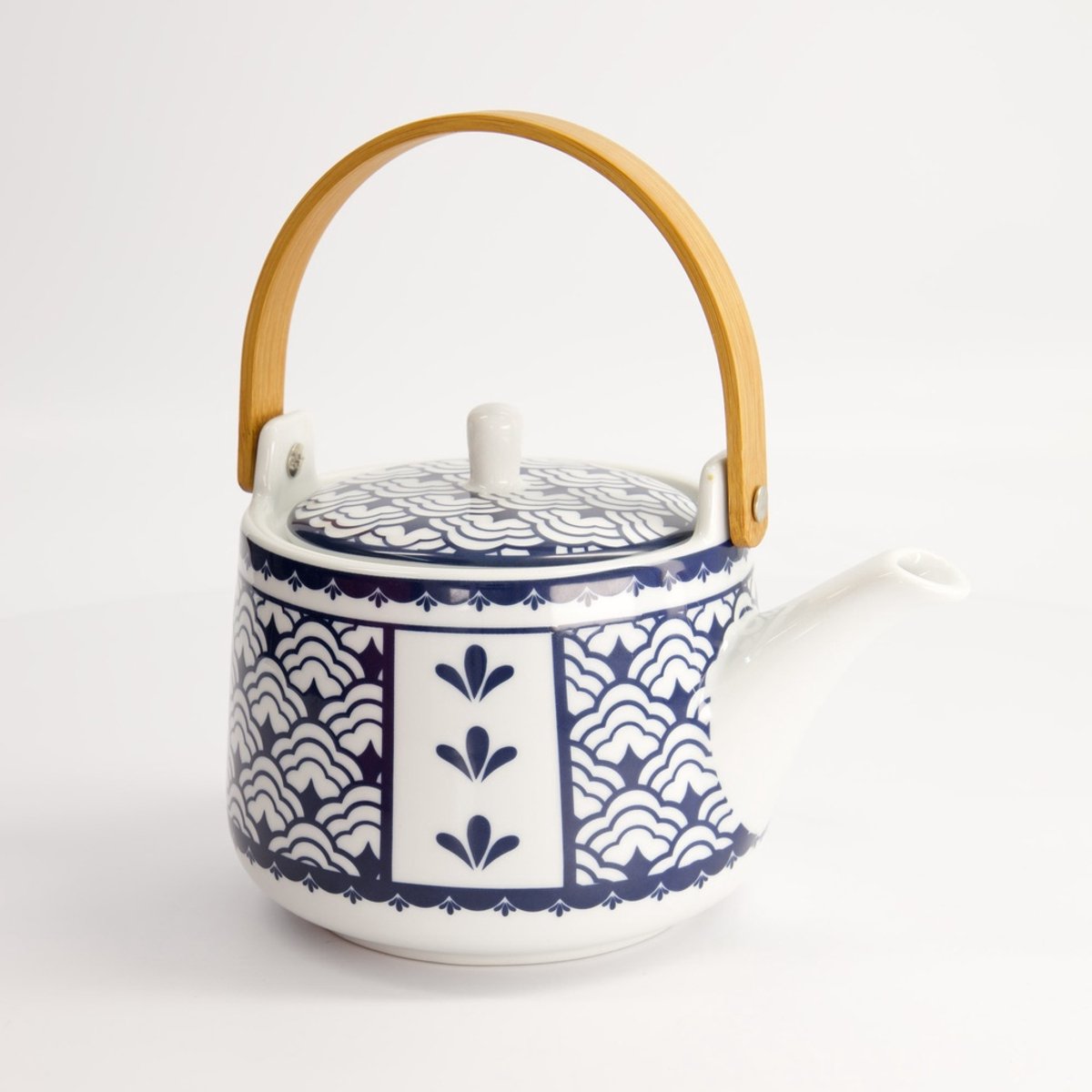 Tokyo Design Teapot Blue D 1000m in geschenkdoos blauw wit porselein Made in Japan