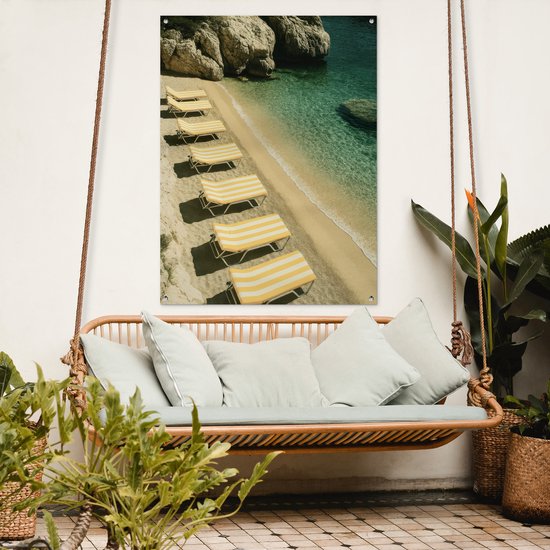 Tuinposter 90x120 cm - Tuindecoratie Strandbedden - Zee - Stenen - Baai - Poster voor in de tuin - Buiten decoratie - Schutting tuinschilderij - Tuindoek muurdecoratie - Wanddecoratie balkondoek