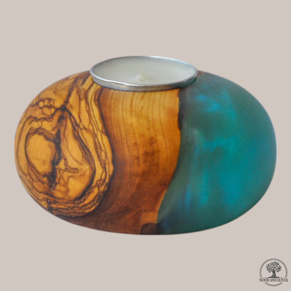 Wood and Olives - Olijfhouten Theelichthouder met Epoxy - Turquoise - Handgemaakt - 9 cm