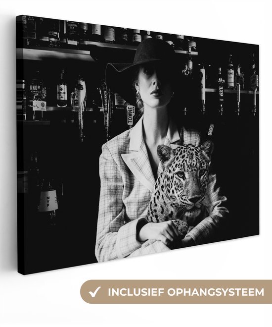 Canvas Schilderij 40x30 cm - Vrouw - Luipaard - Luxe - Zwart - Wit - Dier - Wanddecoratie slaapkamer - Muurdecoratie woonkamer - Kamer decoratie - Wanddoek interieur binnen - Vrouwen schilderijen