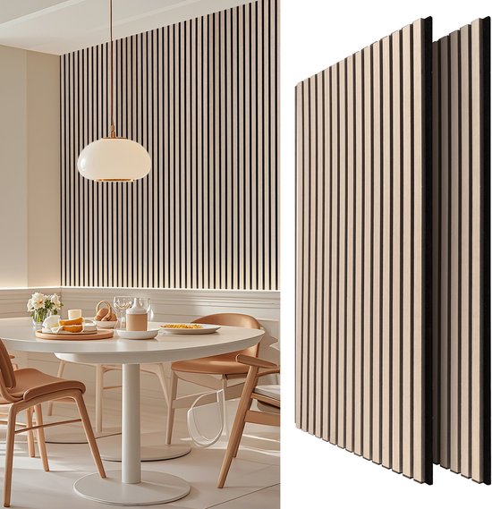 Een eetkamer met een ronde tafel en bruine stoelen, tegen een wand versierd met eikenhouten lamellenpanelen. Twee losse panelen worden getoond.