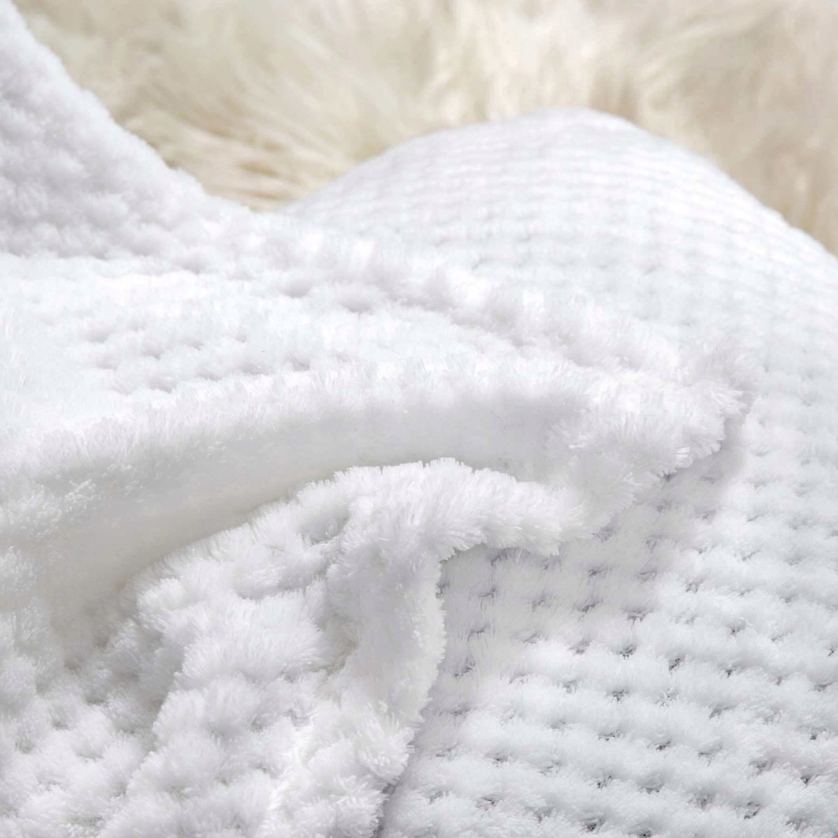 Zachte Microvezel Plaid Monte 200x220 cm - Witte Dekken