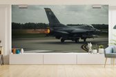 Behang - Fotobehang Vliegtuig - Straaljager - Vuur - Breedte 535 cm x hoogte 300 cm