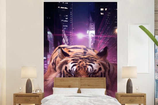 Papier peint - Papier peint photo Tigre - Ville - Violet - Largeur 200 cm x Hauteur 300 cm