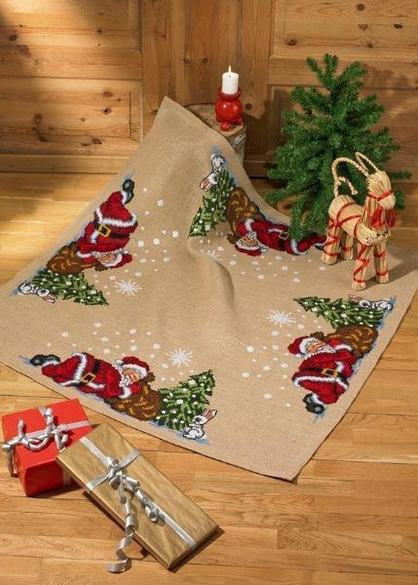 Borduurpakket Kleed Slapende kerstman - Permin