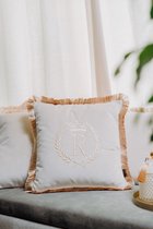 Embroidered pillow / personalised pillow / monogram pillow / decorative cushion 40x 40 beige velvet letter R