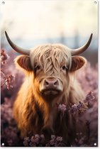 Tuinposter - Tuindoek - Tuinposters buiten - Schotse hooglander - Dieren portret - Bloemen - Dier - 80x120 cm - Tuin