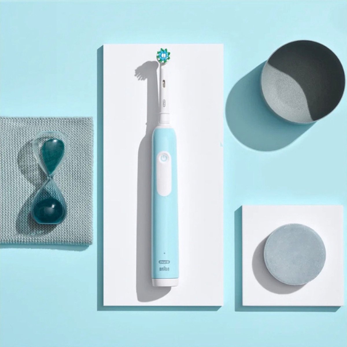 Oral-B PRO 1 - Elektrische Tandenborstel Blauw + Extra Body Zwart — afbeelding 6